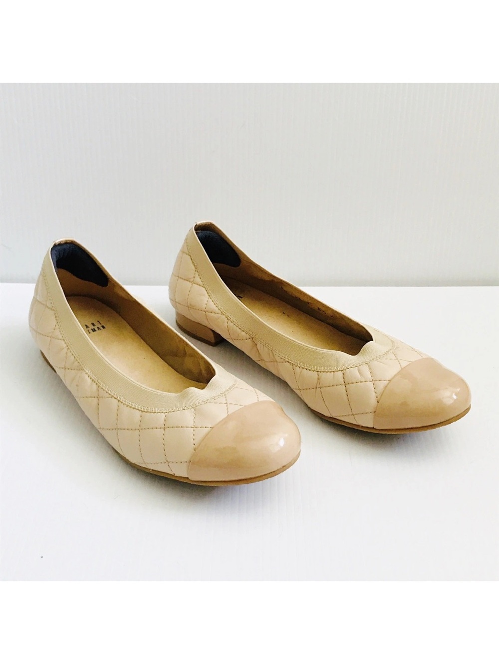 STUART WEITZMAN Womens Beige Nude Napa Leather Quilted Flats Slip On Shoes 8.5 W
